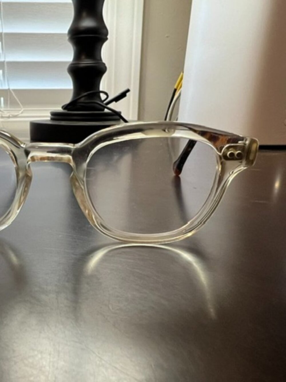 Reading glasses - clear and tortoise - Picture 3 of 10